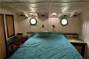 2000 Custom Expedition/Live aboard vessel