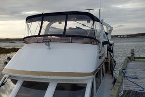 1987 Jefferson Sundeck Motor Yacht
