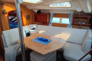 2001 Hunter 420 Passage