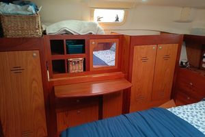 2001 Hunter 420 Passage