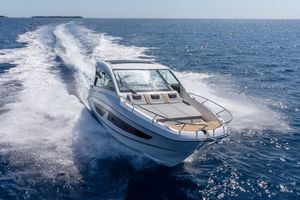 2025 Beneteau Gran Turismo 32