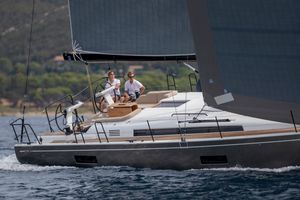 2025 Beneteau First 44